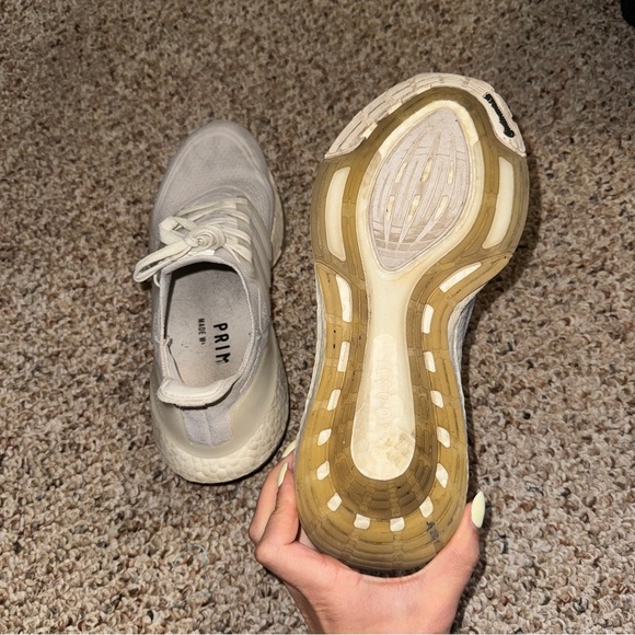 Adidas White Ultra Boost Women’s 8.5 - Picture 7 of 8
